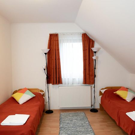 Liszt Apartman Pécs Exterior foto